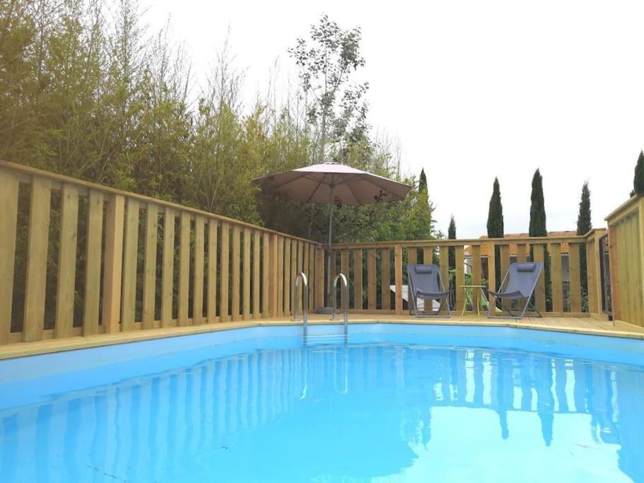 Maison Avec Piscine Dans Village Provencal. Courthezon Bagian luar foto